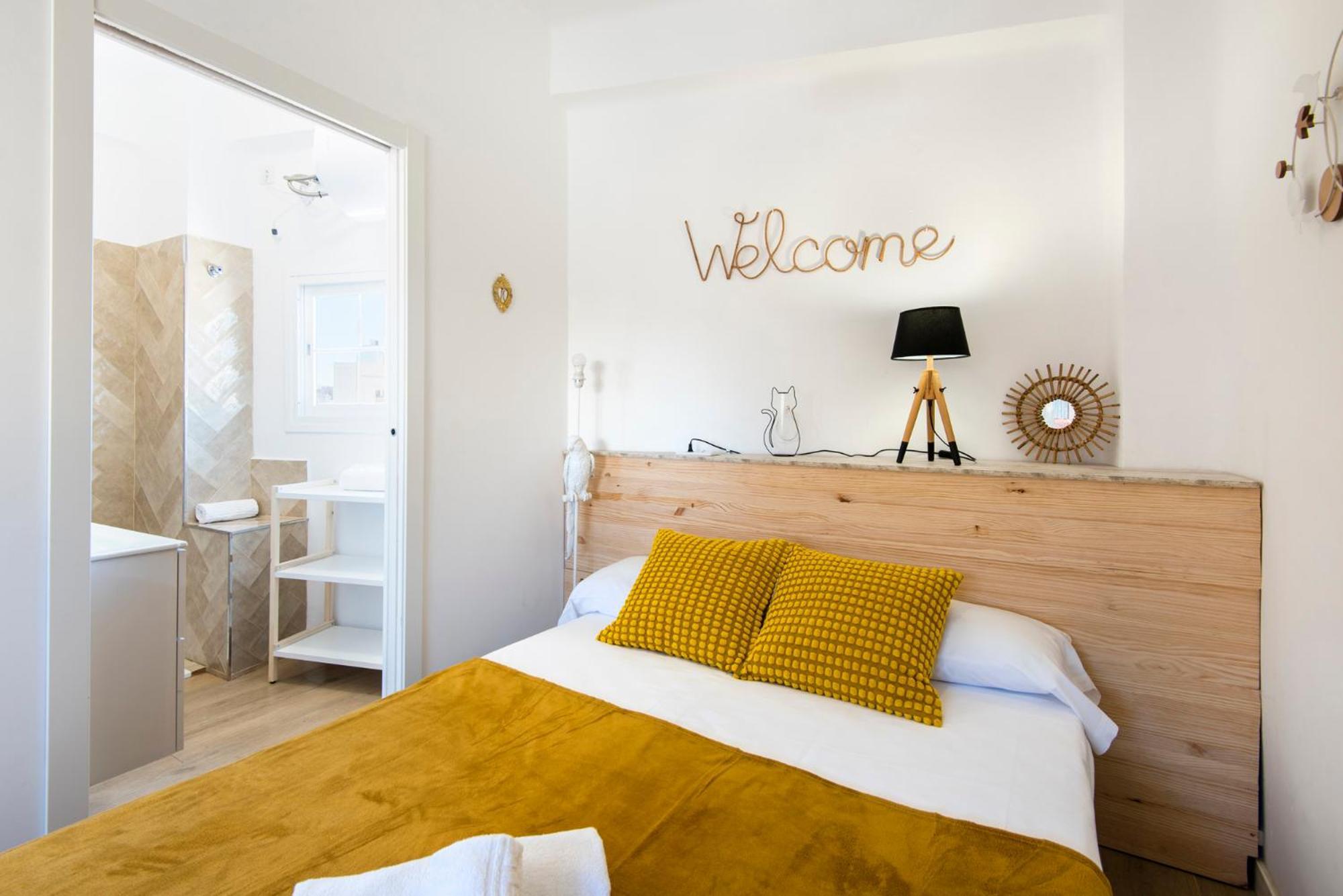 Apartment Malaga Tour Museums Constitucion Square Exterior photo